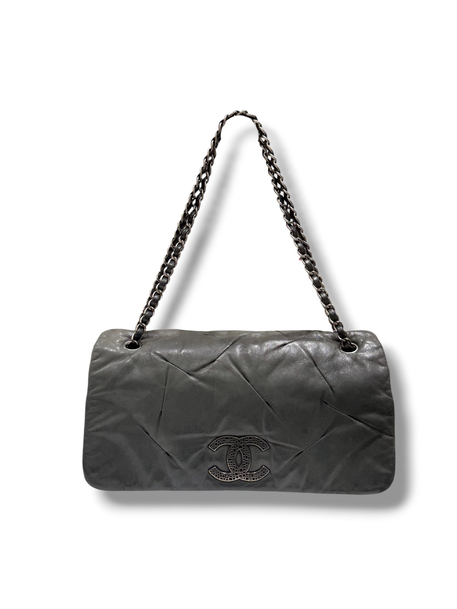 Chanel - Sac Classique allongé vert de gris irisé