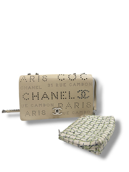 Chanel - Sac mademoiselle perforé écru