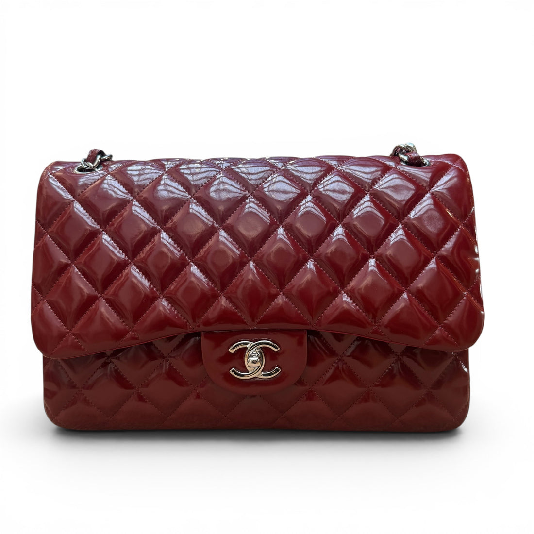 Chanel – Jumbo-Tasche aus rotem Lackleder