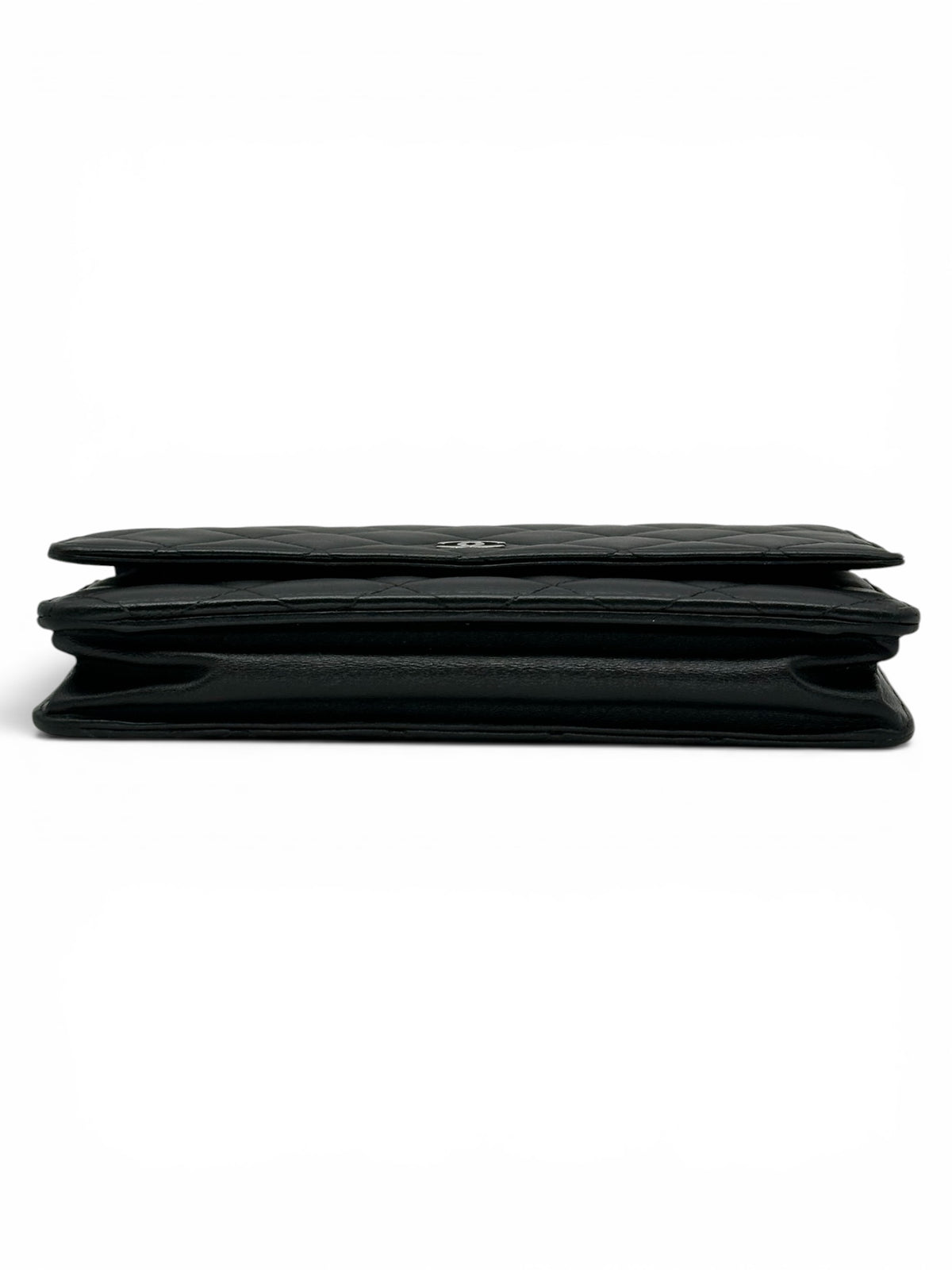 Chanel - Sac Wallet on chain noir finition argentée