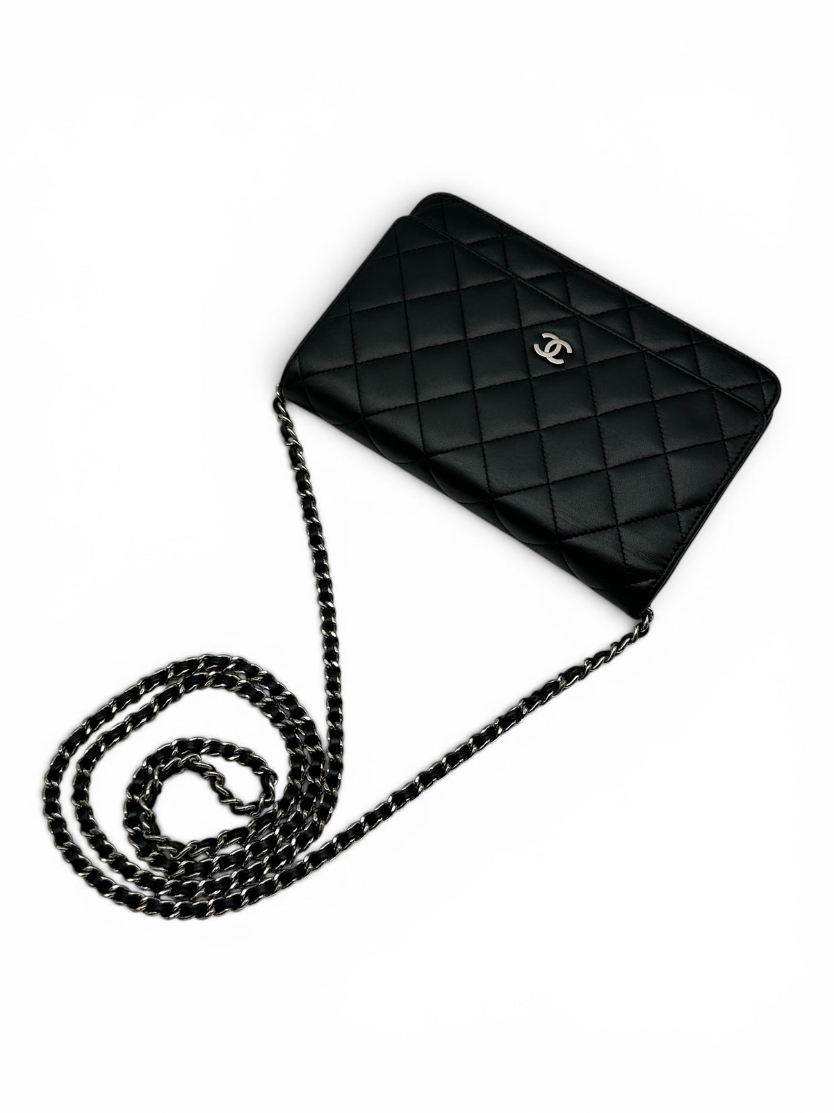 Chanel - Sac Wallet on chain noir finition argentée