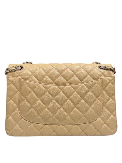 Chanel - sac jumbo cuir caviar beige