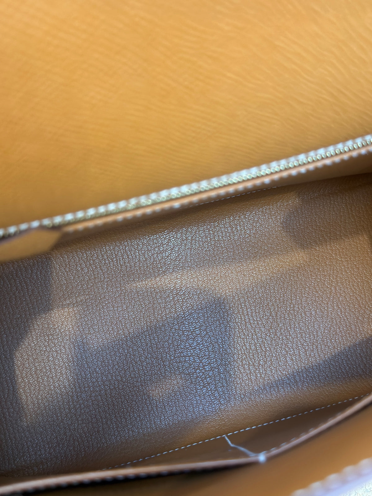 Hermès - Kelly 28 bag, Gold