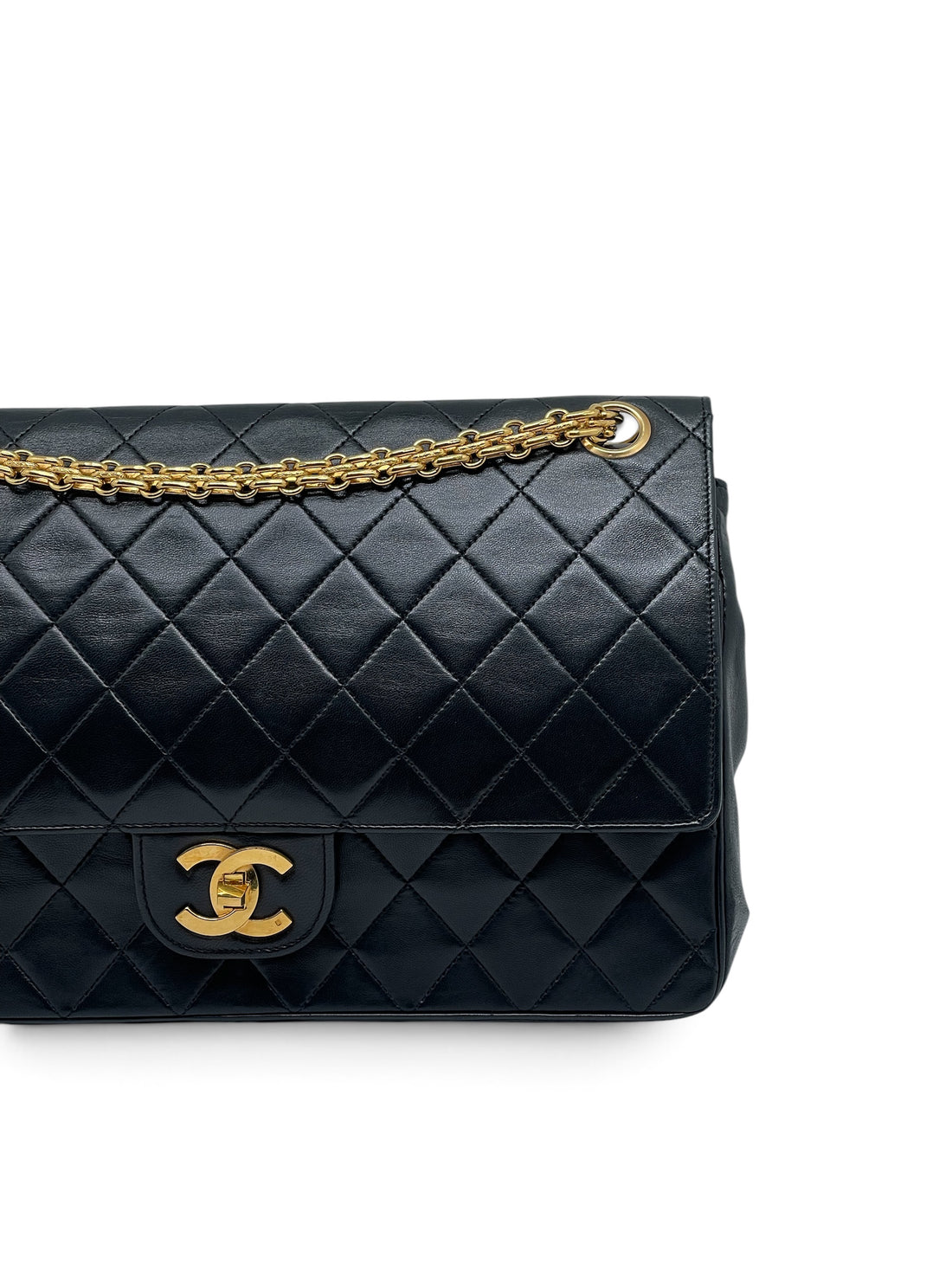 Chanel – Timeless-Tasche 26 Double Flap mit Reiskornkette