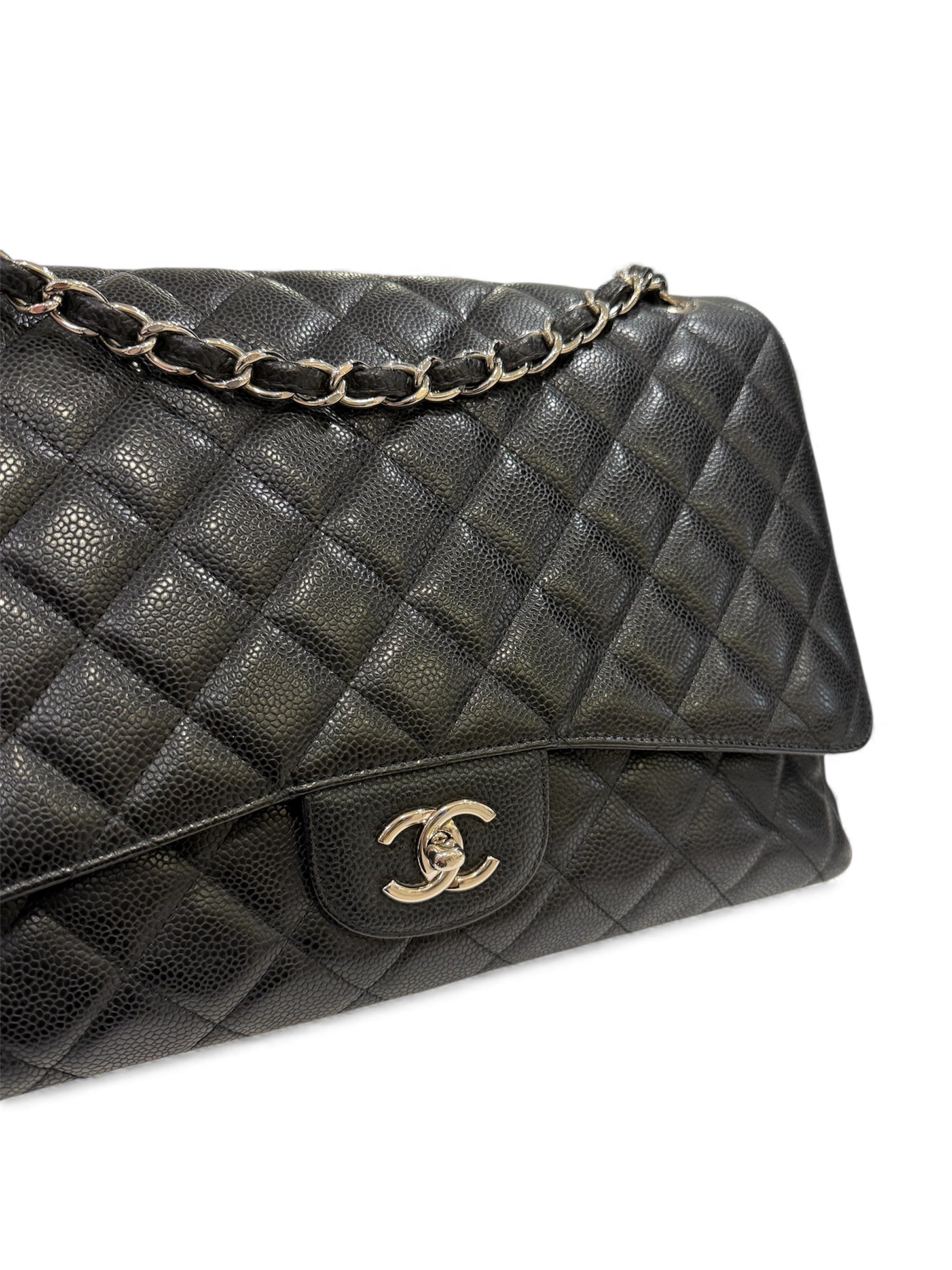 Chanel - Sac Maxi Jumbo simple rabat