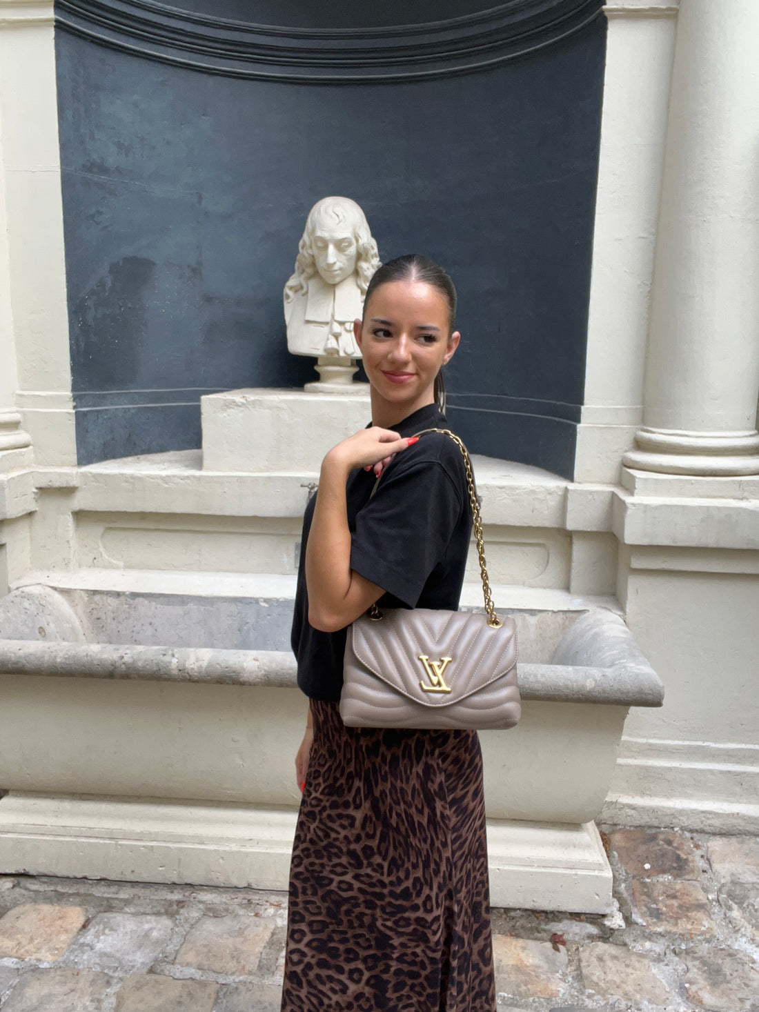 Louis Vuitton – New Wave Tasche aus taupefarbenem Leder