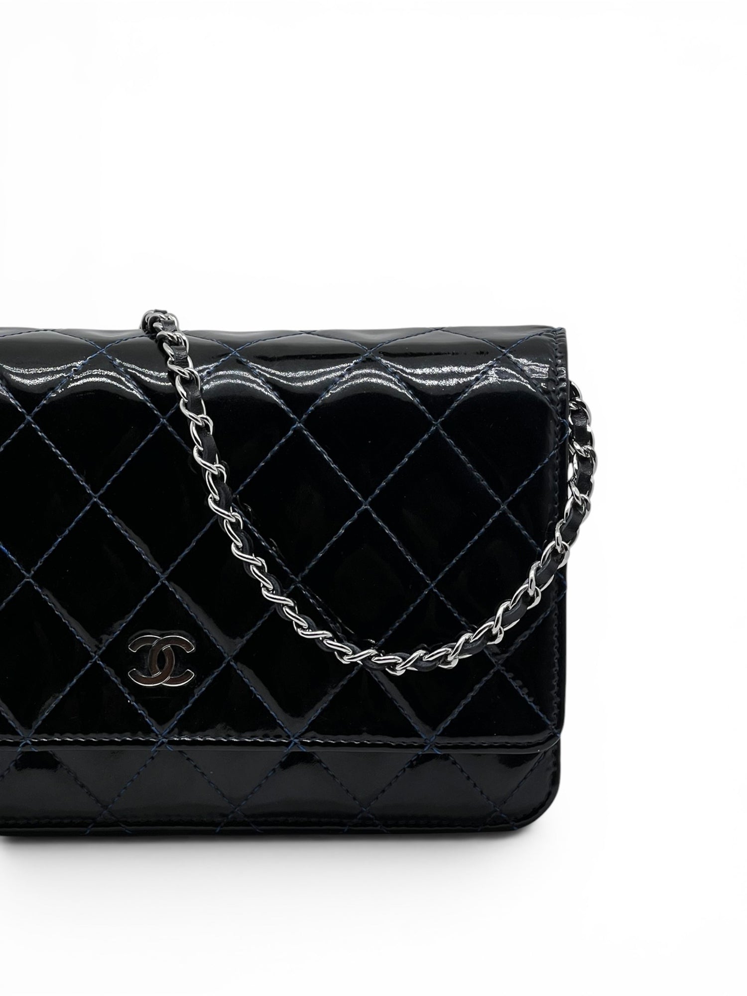 Chanel - Sac Wallet on Chain cuir verni