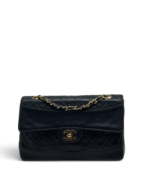 Chanel - Sac Timeless 23 single flap 11.12 en cuir noir