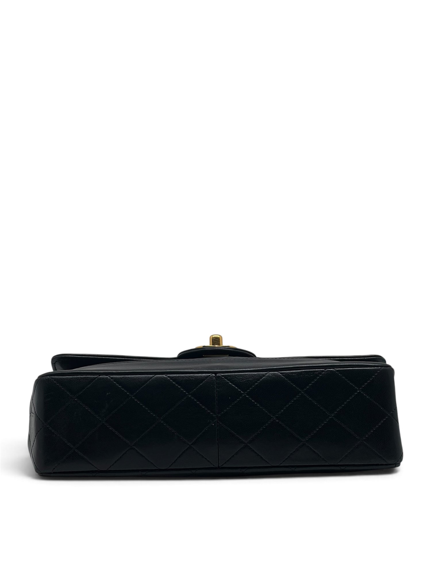 Chanel - Sac Timeless 23 single flap 11.12 en cuir noir