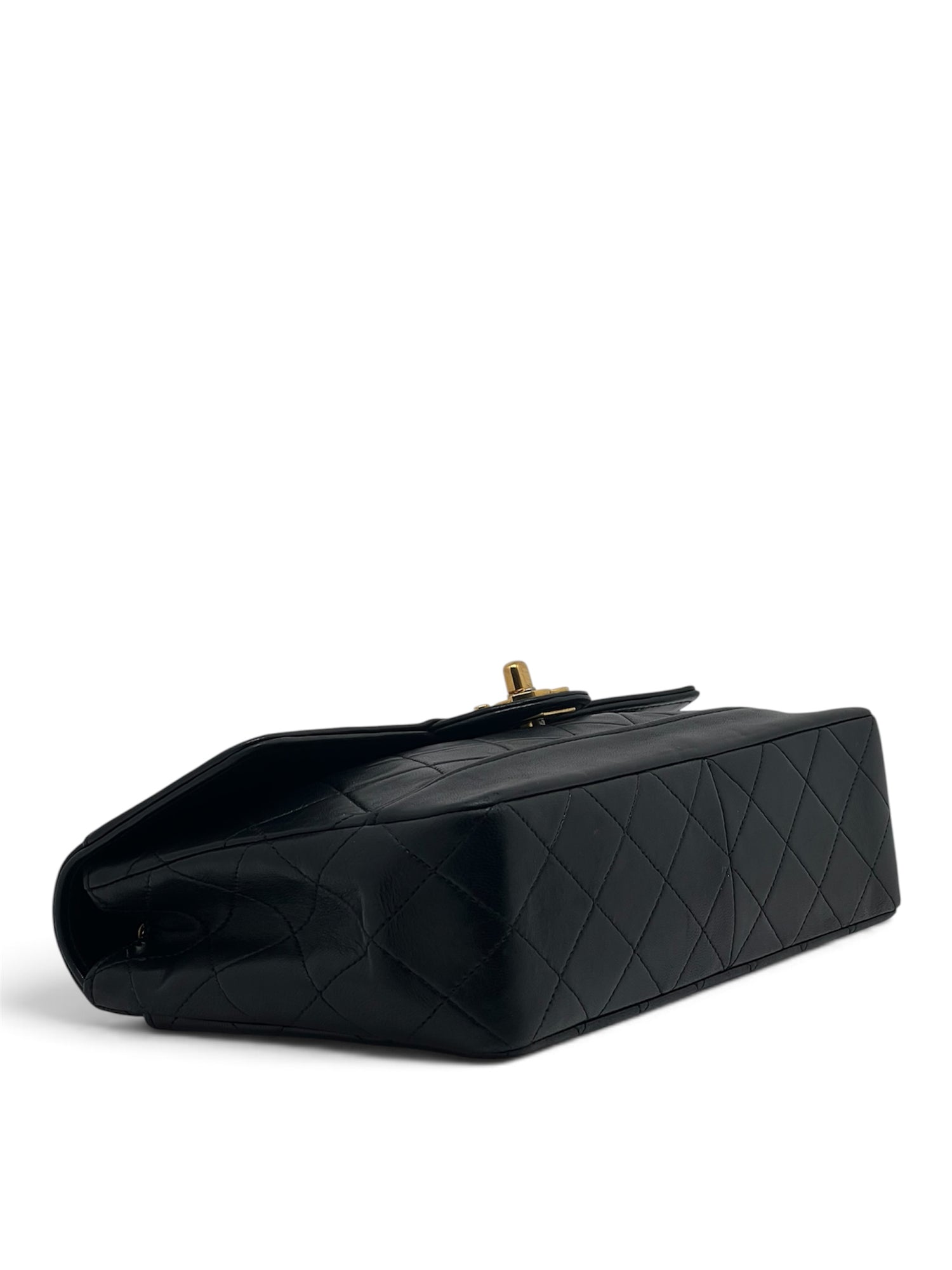 Chanel - Sac Timeless 23 single flap 11.12 en cuir noir