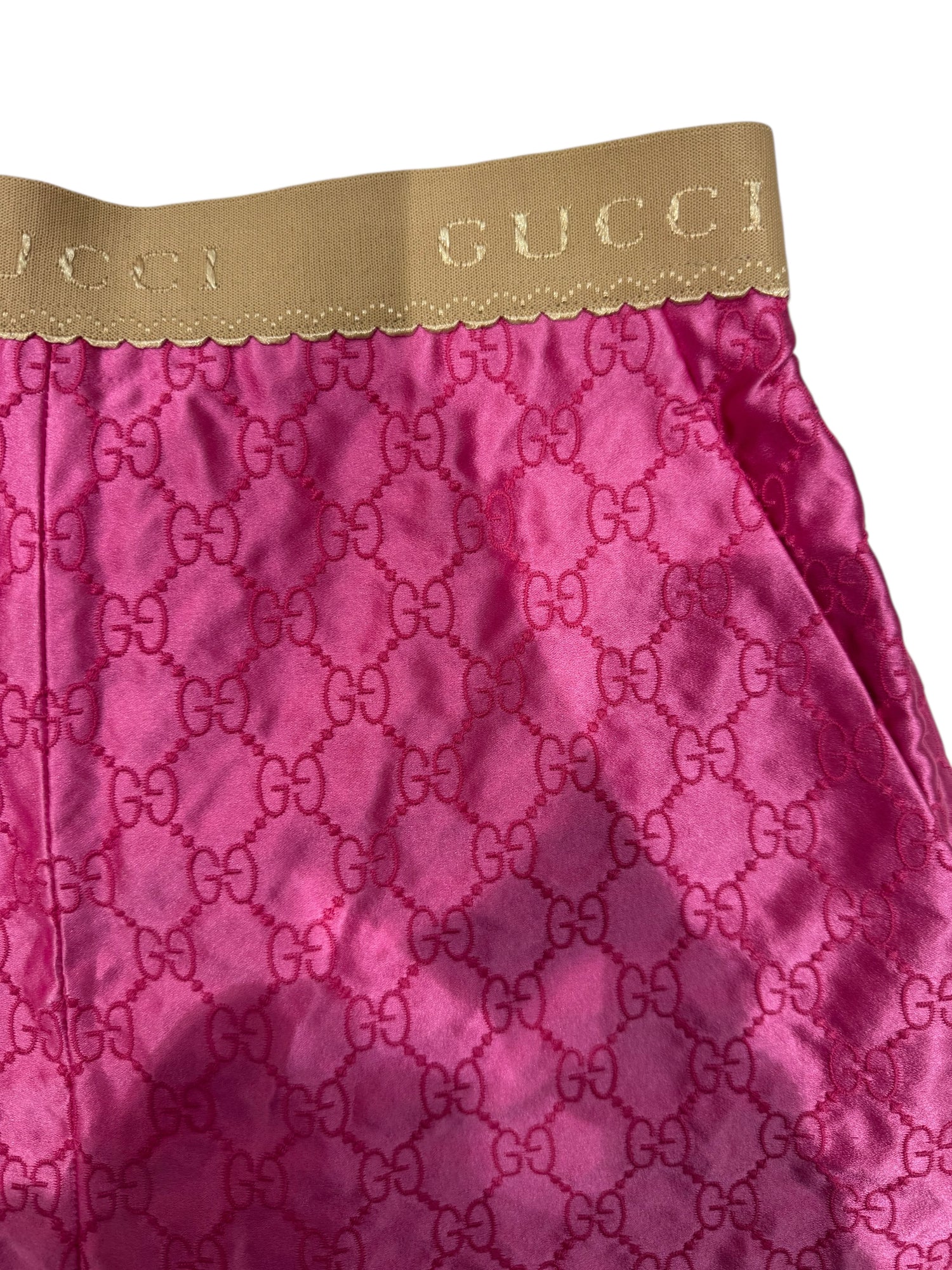 Gucci - Short rose brodé T38