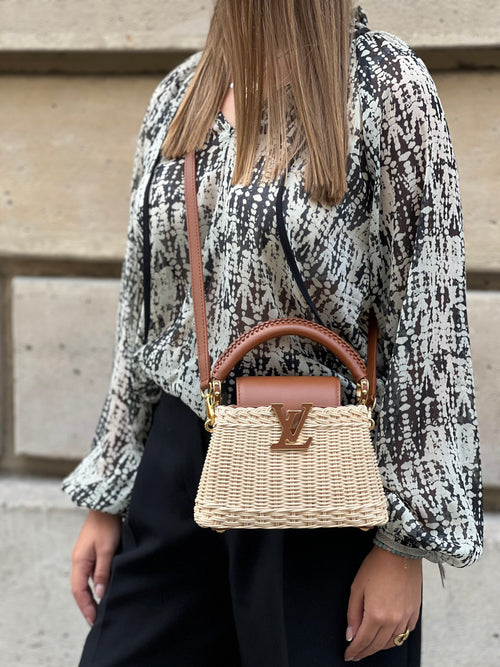 Louis Vuitton - Mini Capucines bag in woven rattan with shoulder strap