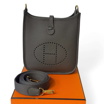 Hermès - Sac Mini Evelyne 16