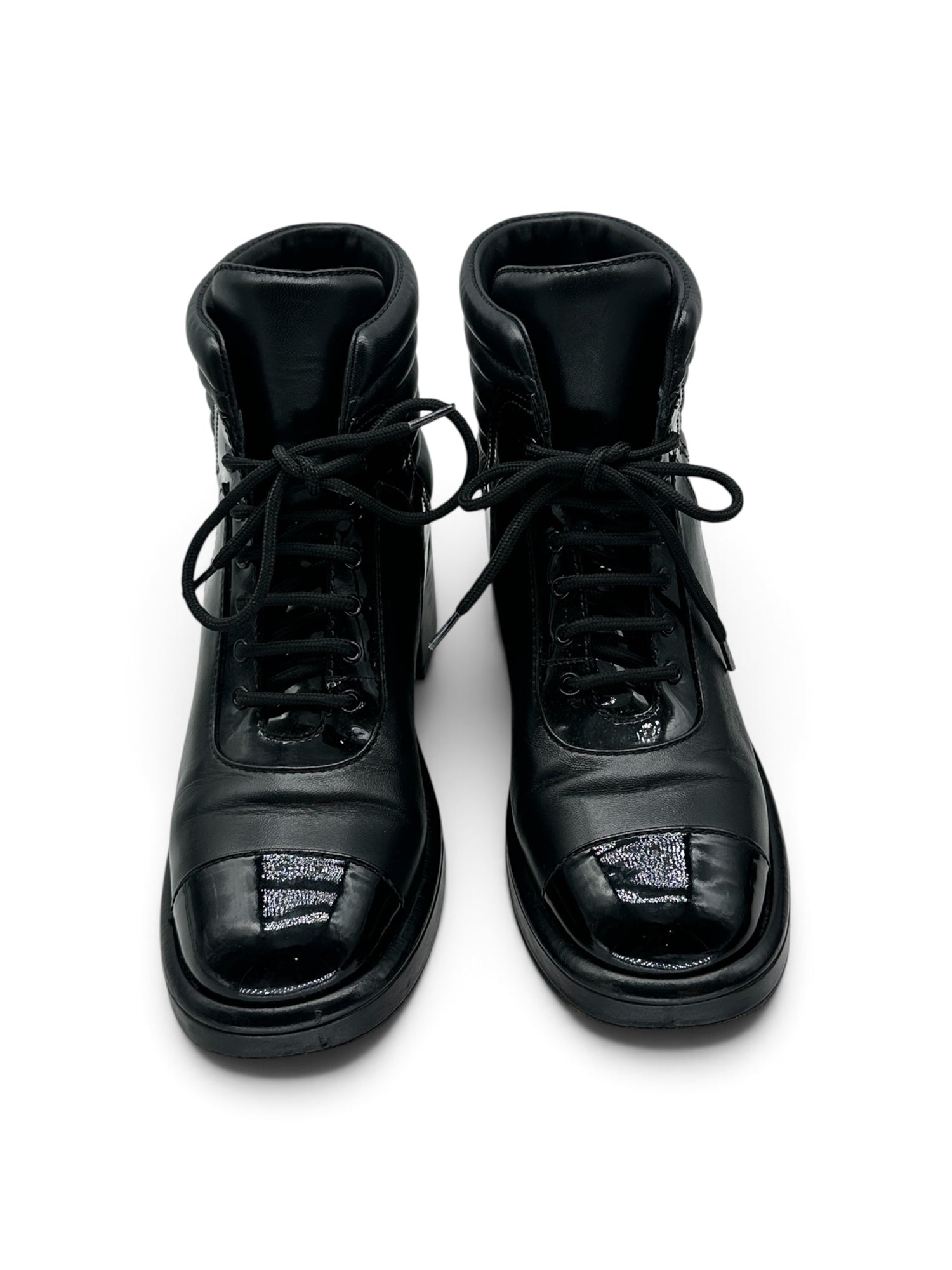 Chanel - Bottines en cuir T40,5