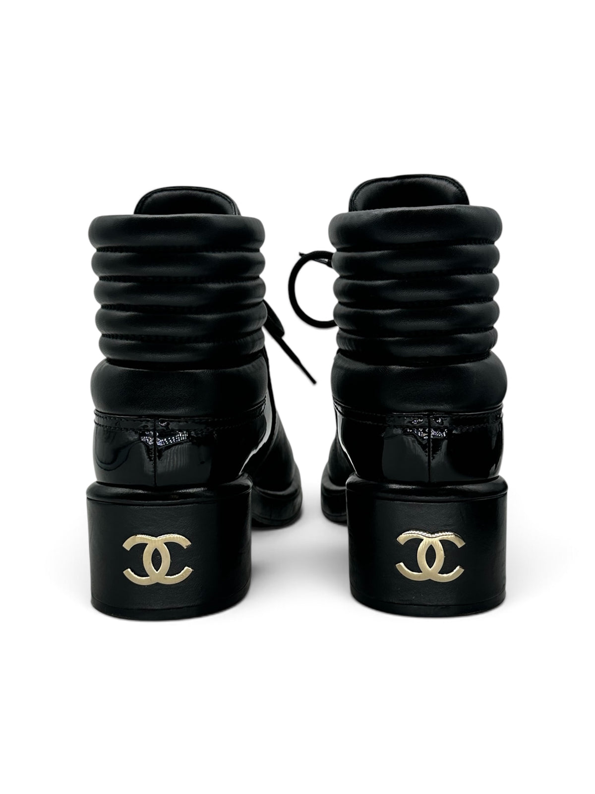 Chanel - Bottines en cuir T40,5