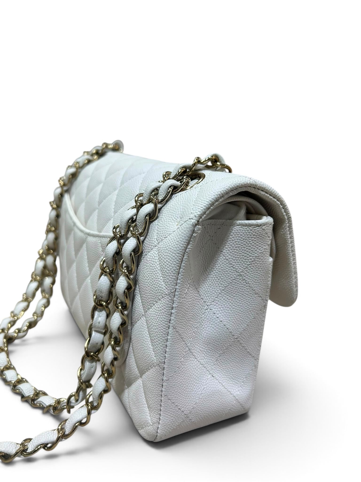 Chanel - Timeless Classique Blanc Caviar