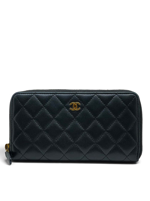 Chanel - Portefeuille en cuir d’agneau finition dorée