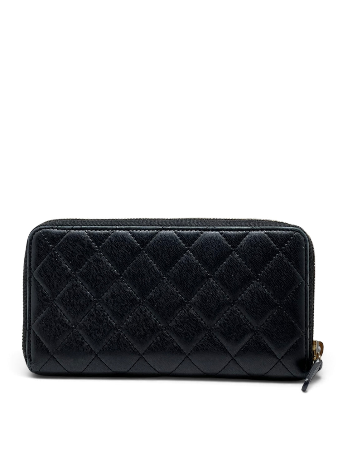 Chanel - Portefeuille en cuir d’agneau finition dorée