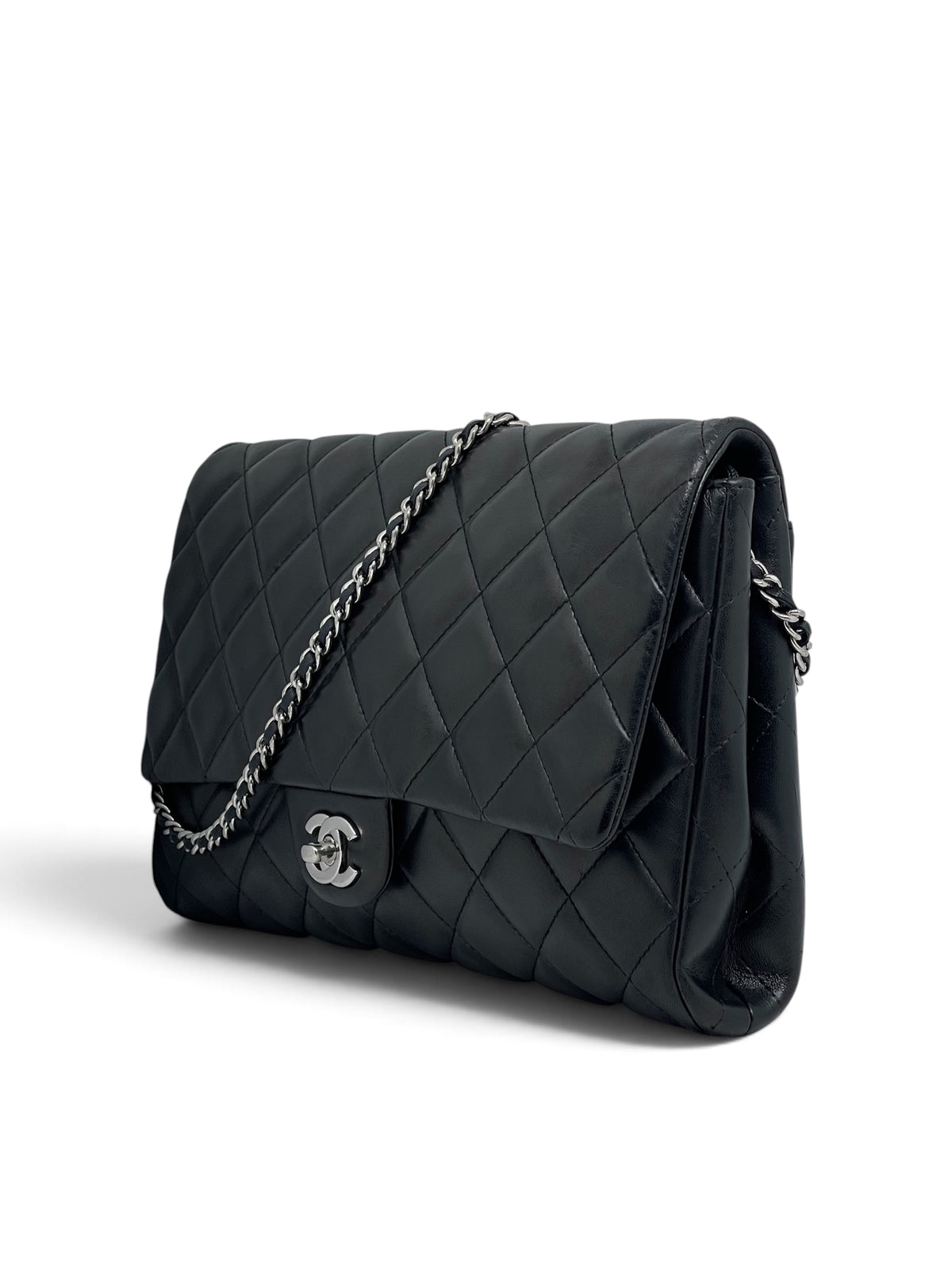Chanel - Schultertasche aus schwarzem Lammleder