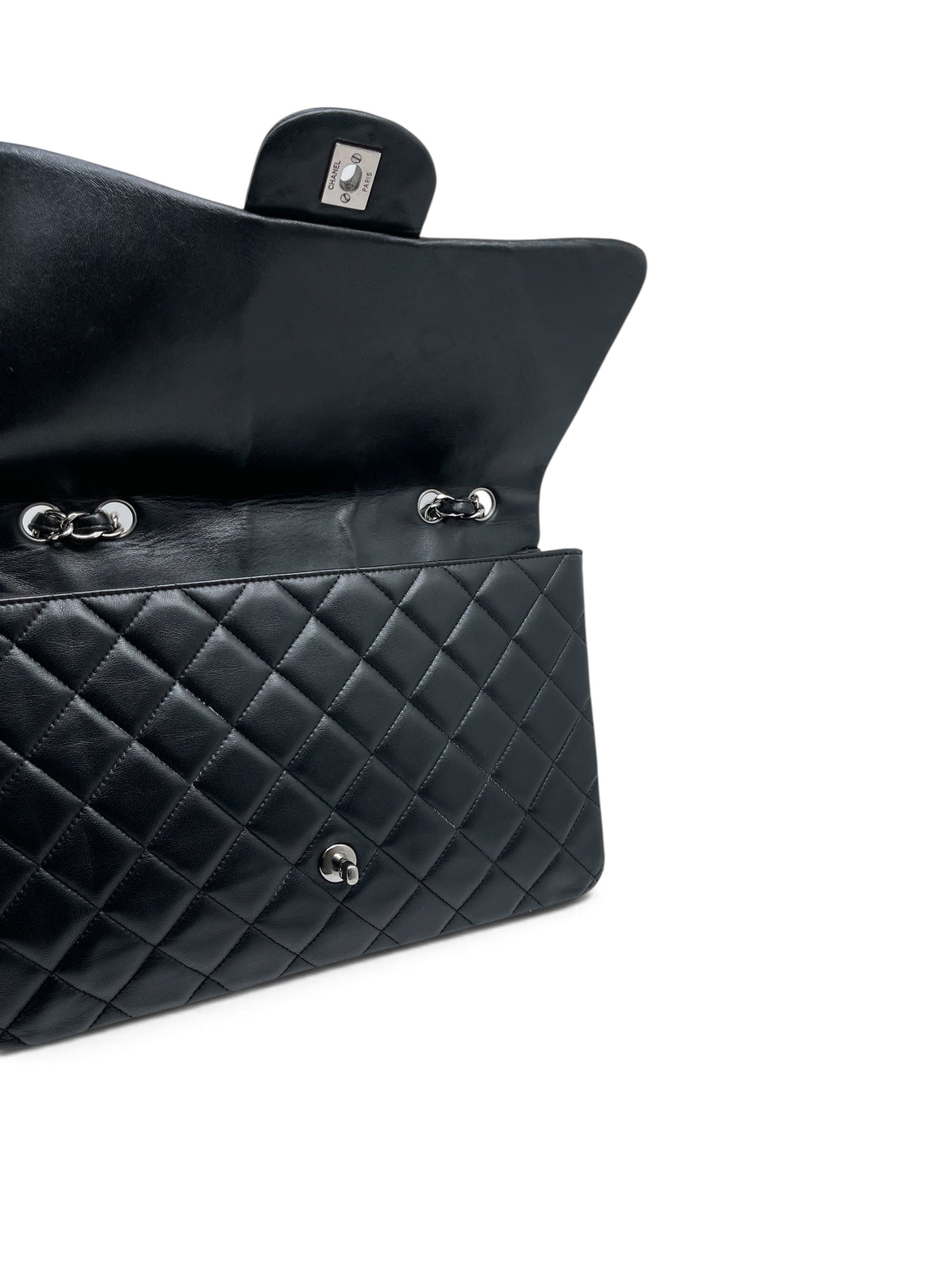 Chanel - Borsa Jumbo con patta singola, finitura argentata