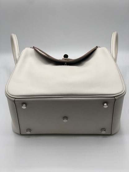 Hermès - Sac Lindy 26 Swift gris pale