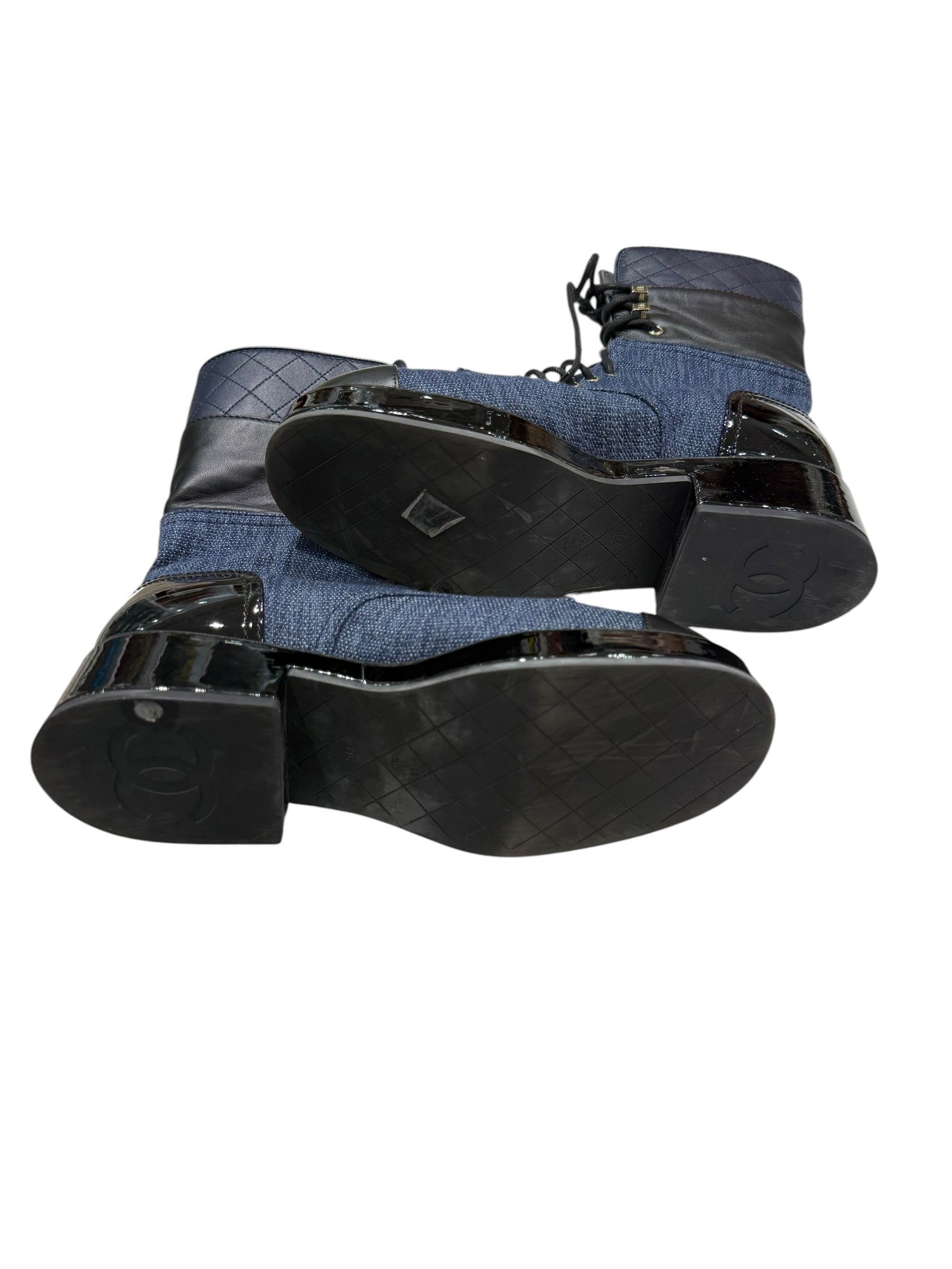 Chanel - Bottines Ranger (T39)