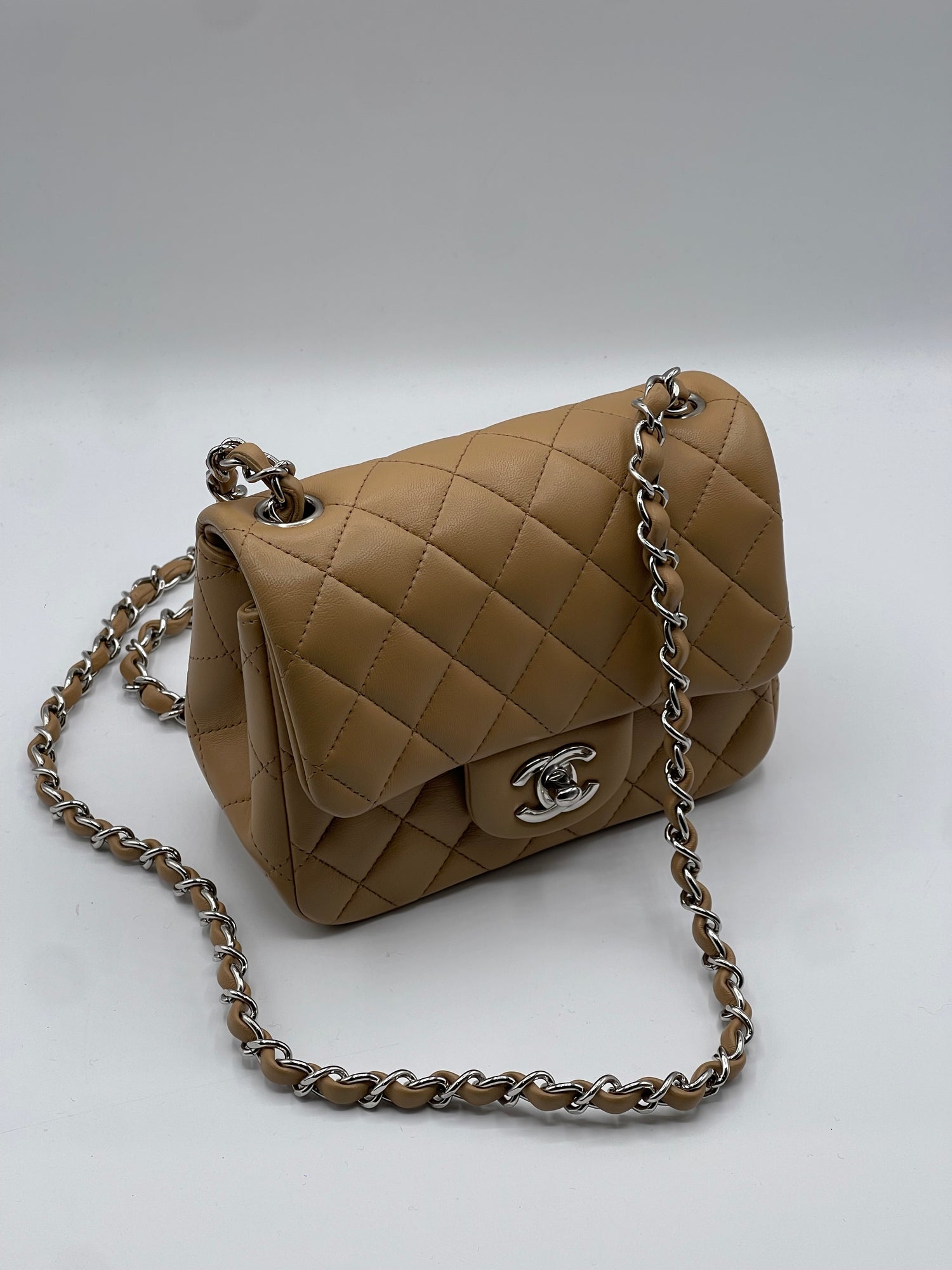 Chanel - Sac 11.12 Mini Timeless beige