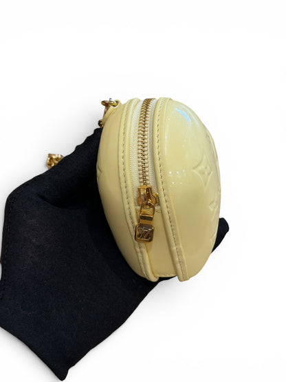 Louis Vuitton - Sac petit cœur édition limitée en cuir vernis empreinte