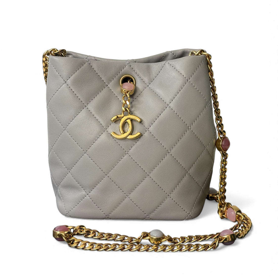 Chanel - Sac Bucket gris clair