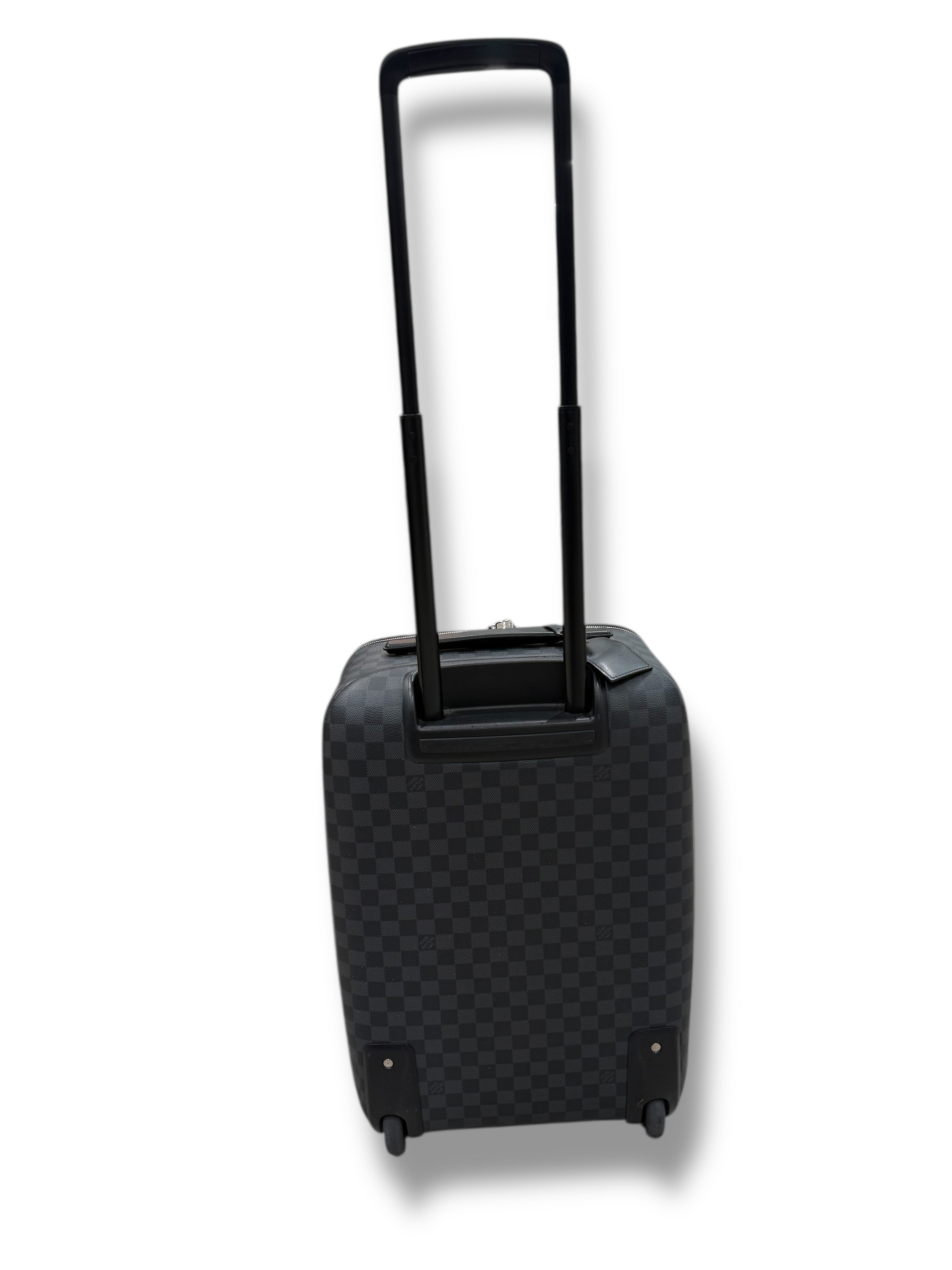 Louis Vuitton - Pégase 55 Graphite suitcase