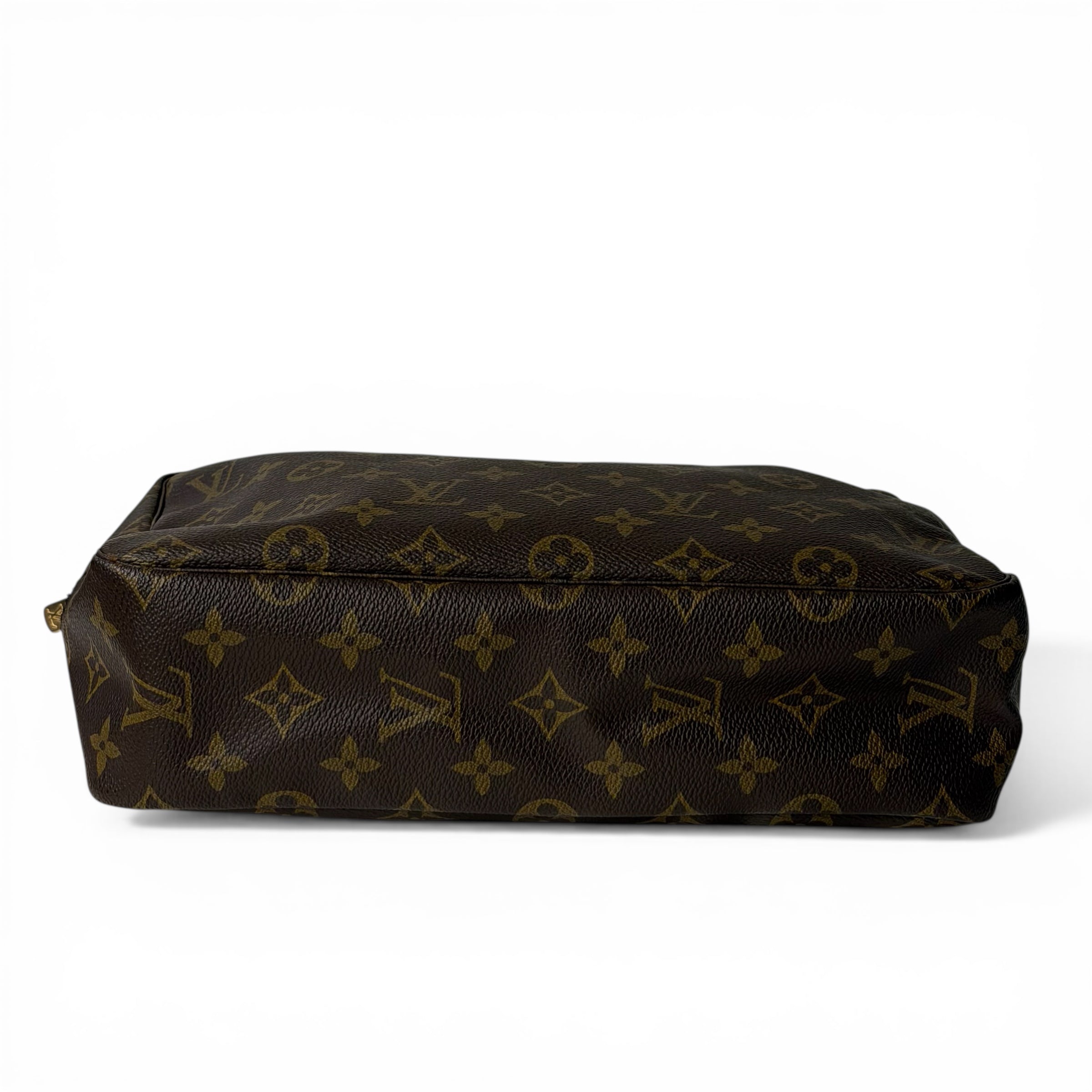 Louis Vuitton Trousse De Toilette Vintage | Les Folies d’Eugénie