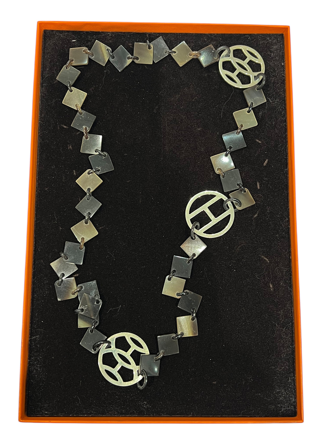 Hermès - collier « en avant »