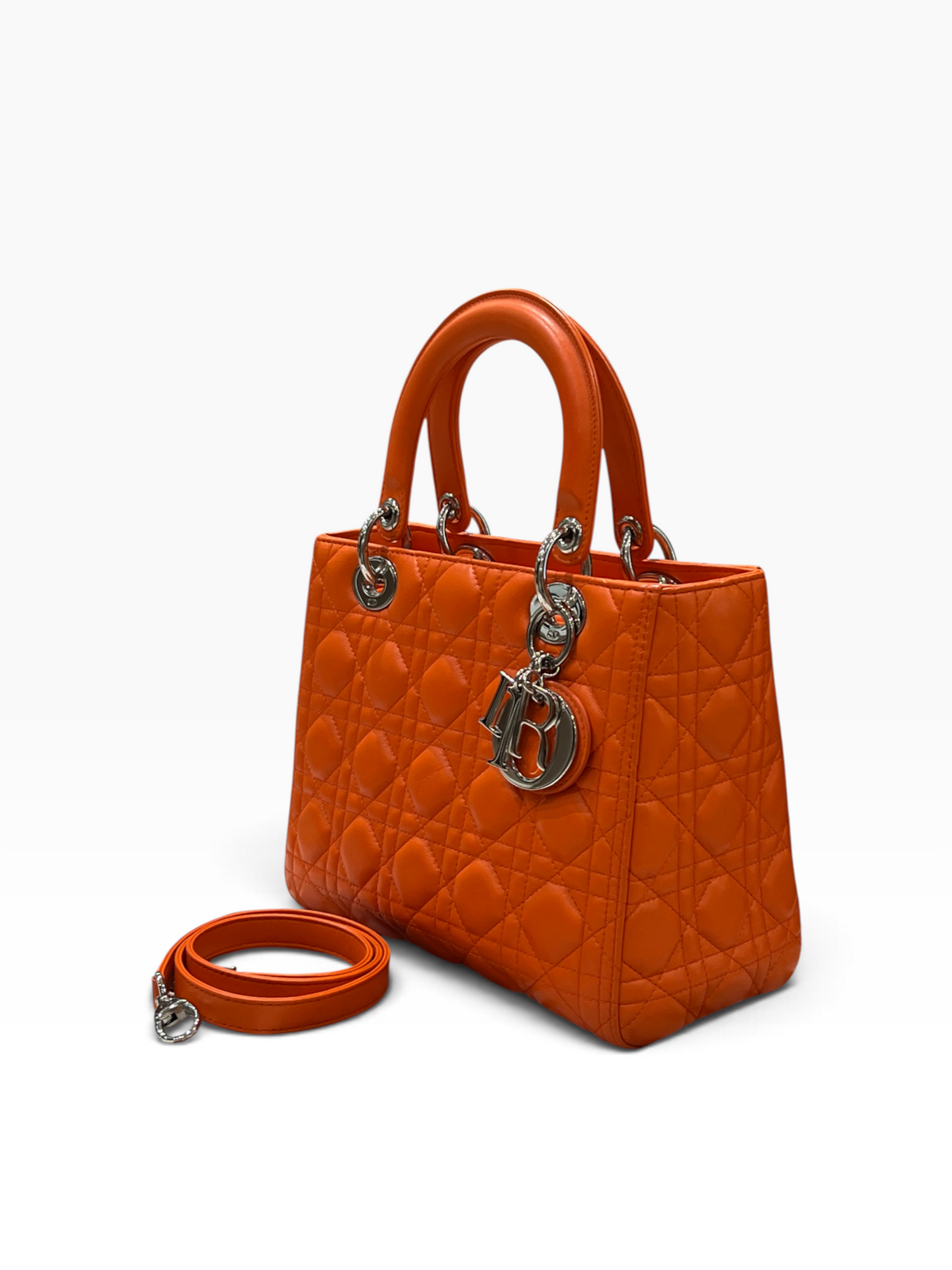 Dior - Sac Lady Dior Médium en cuir orange
