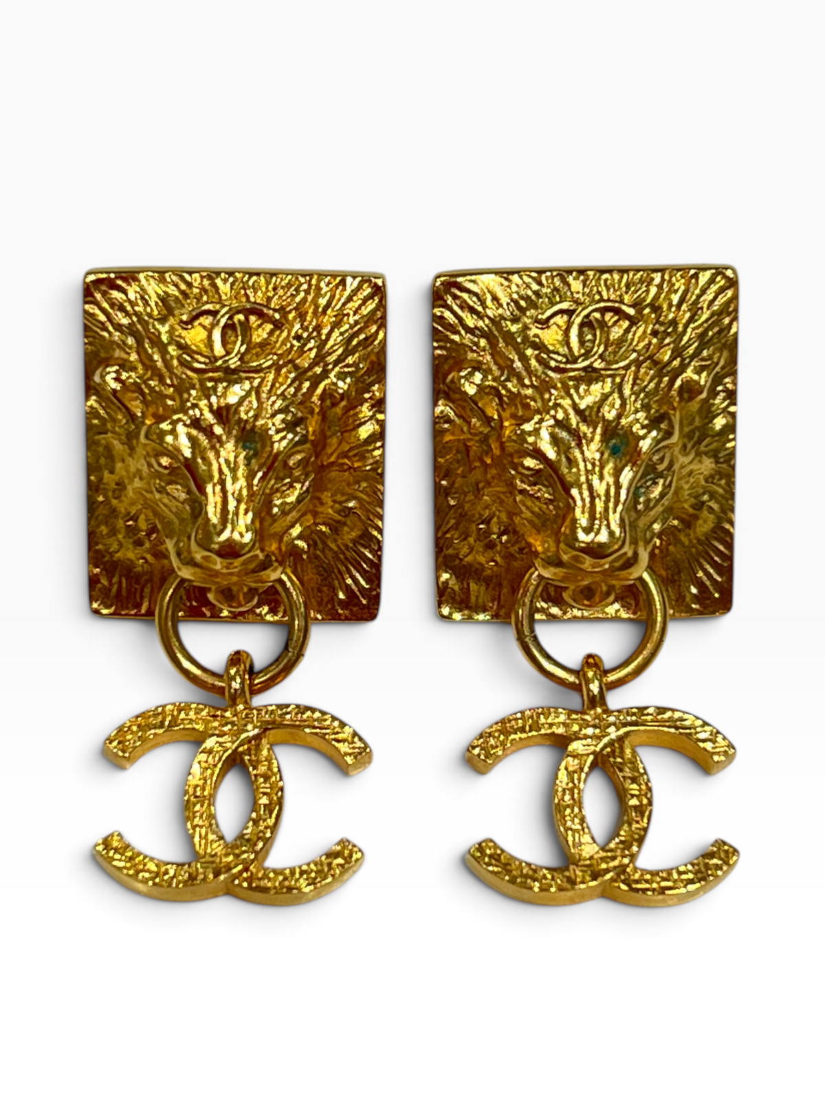 Chanel - boucles d’oreilles pendantes métal doré