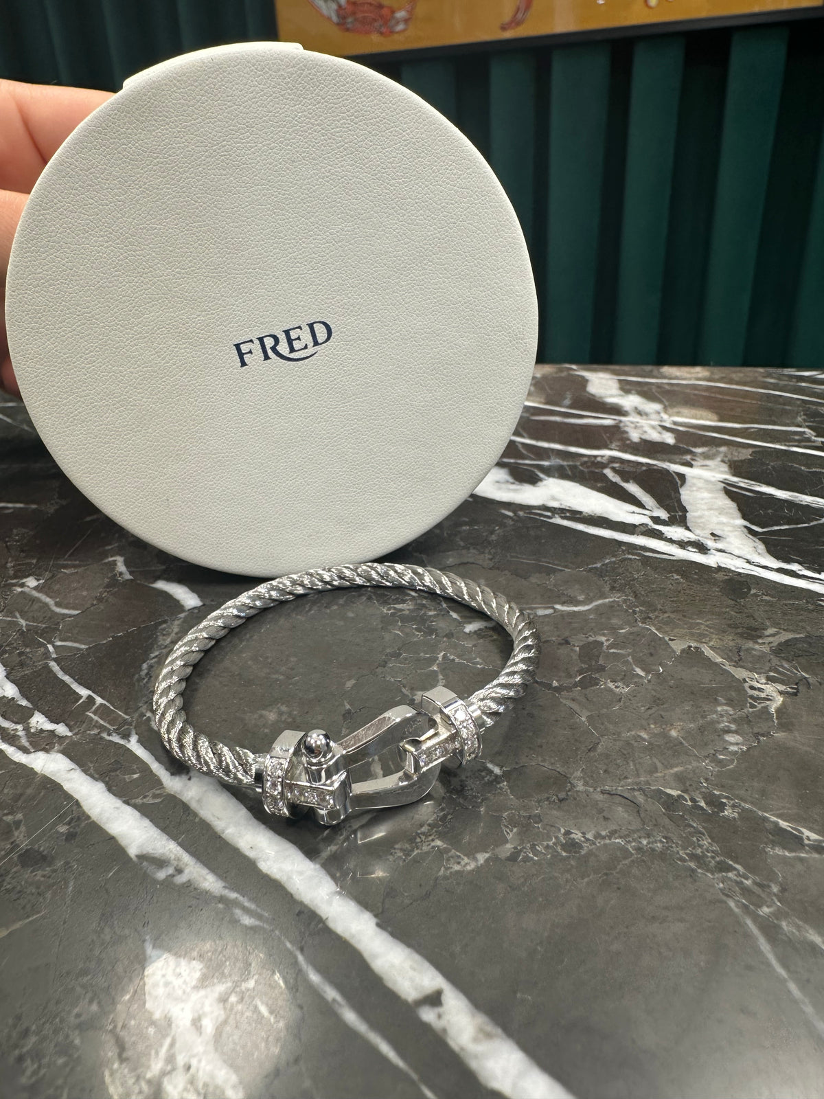 Fred - Armband Force 10