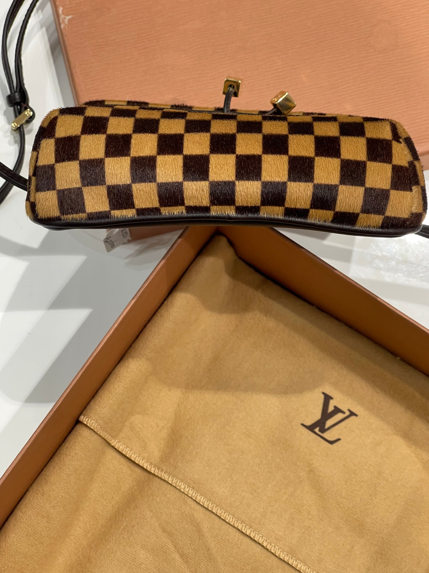 Louis Vuitton - Gazelle 小号棋盘包