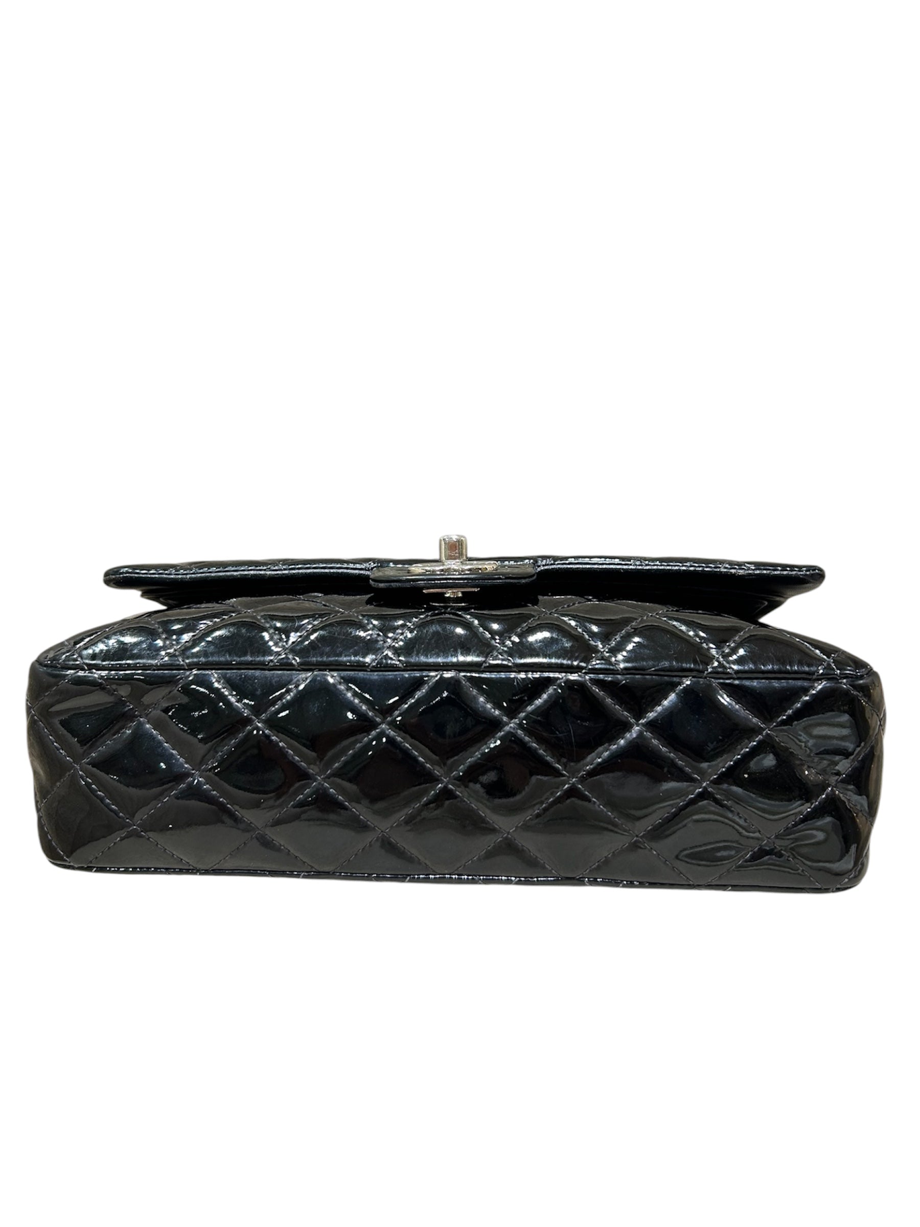 Chanel - Timeless classique noir vernis