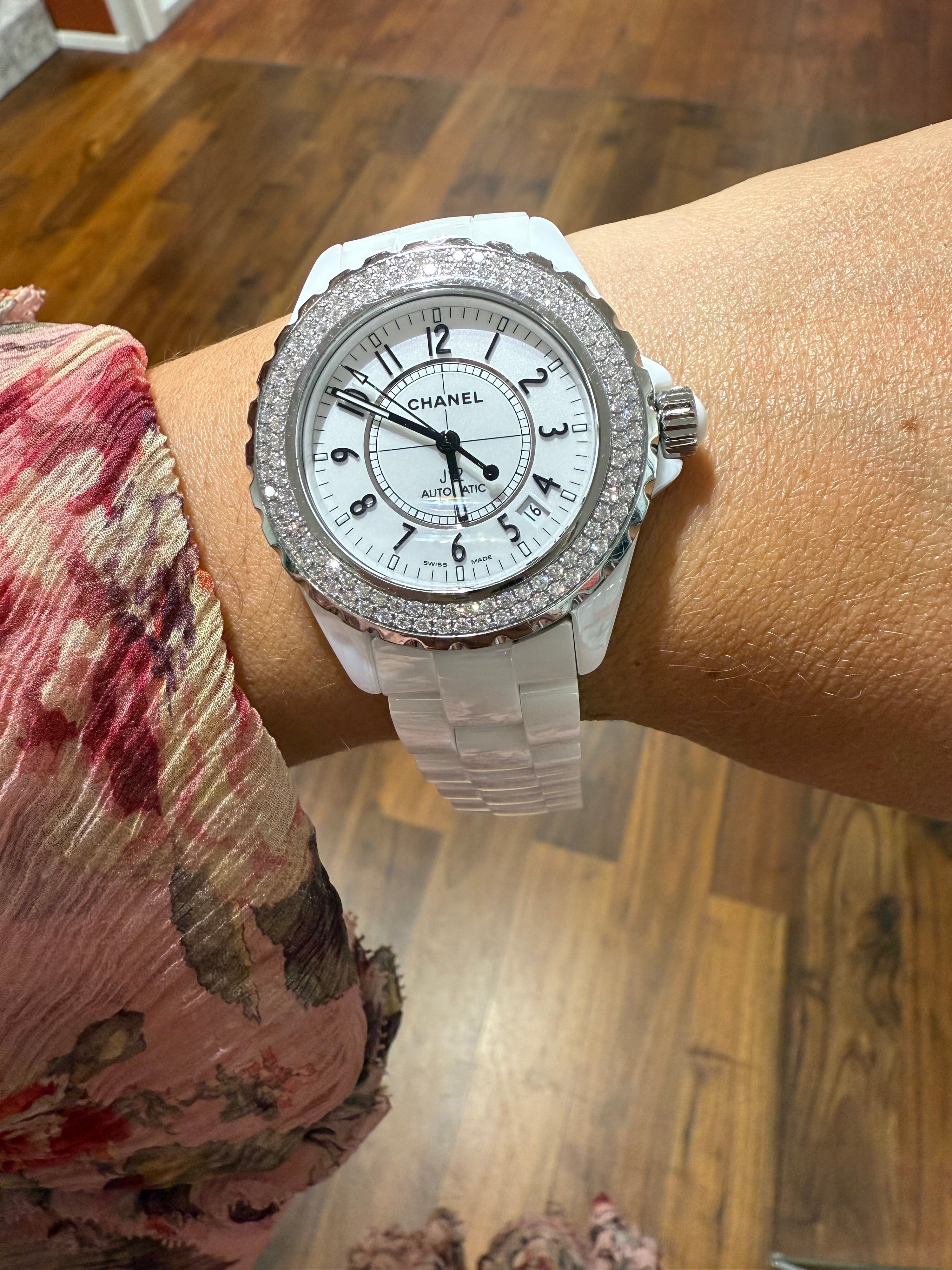 샤넬 - 몽뜨르 J12 블랑쉬 38mm