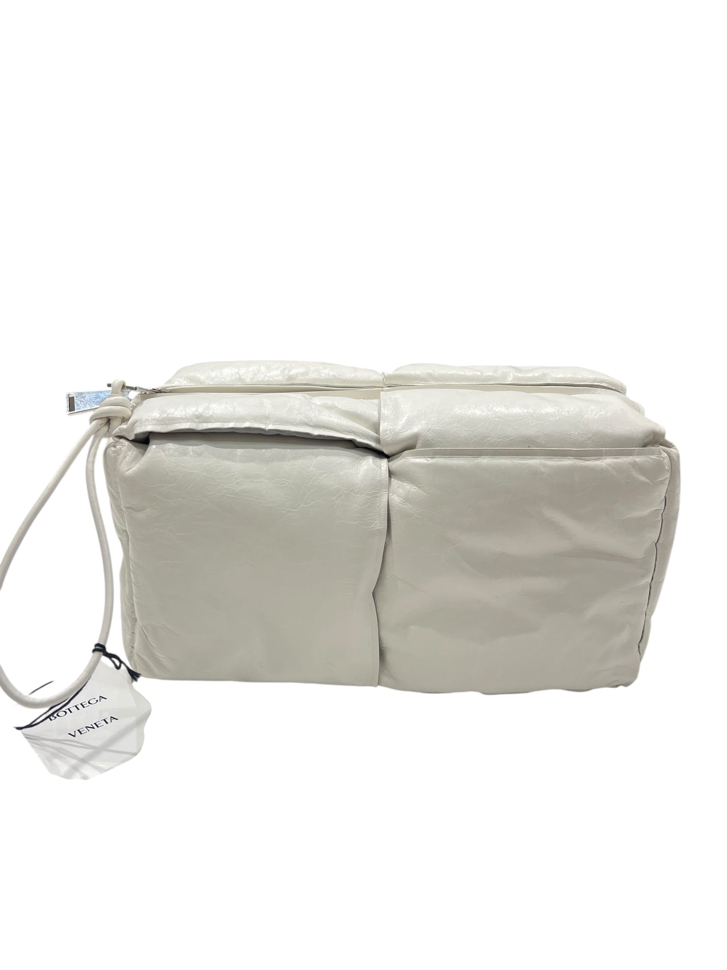 Bottega Veneta - pochette puffer cassette in pelle bianca