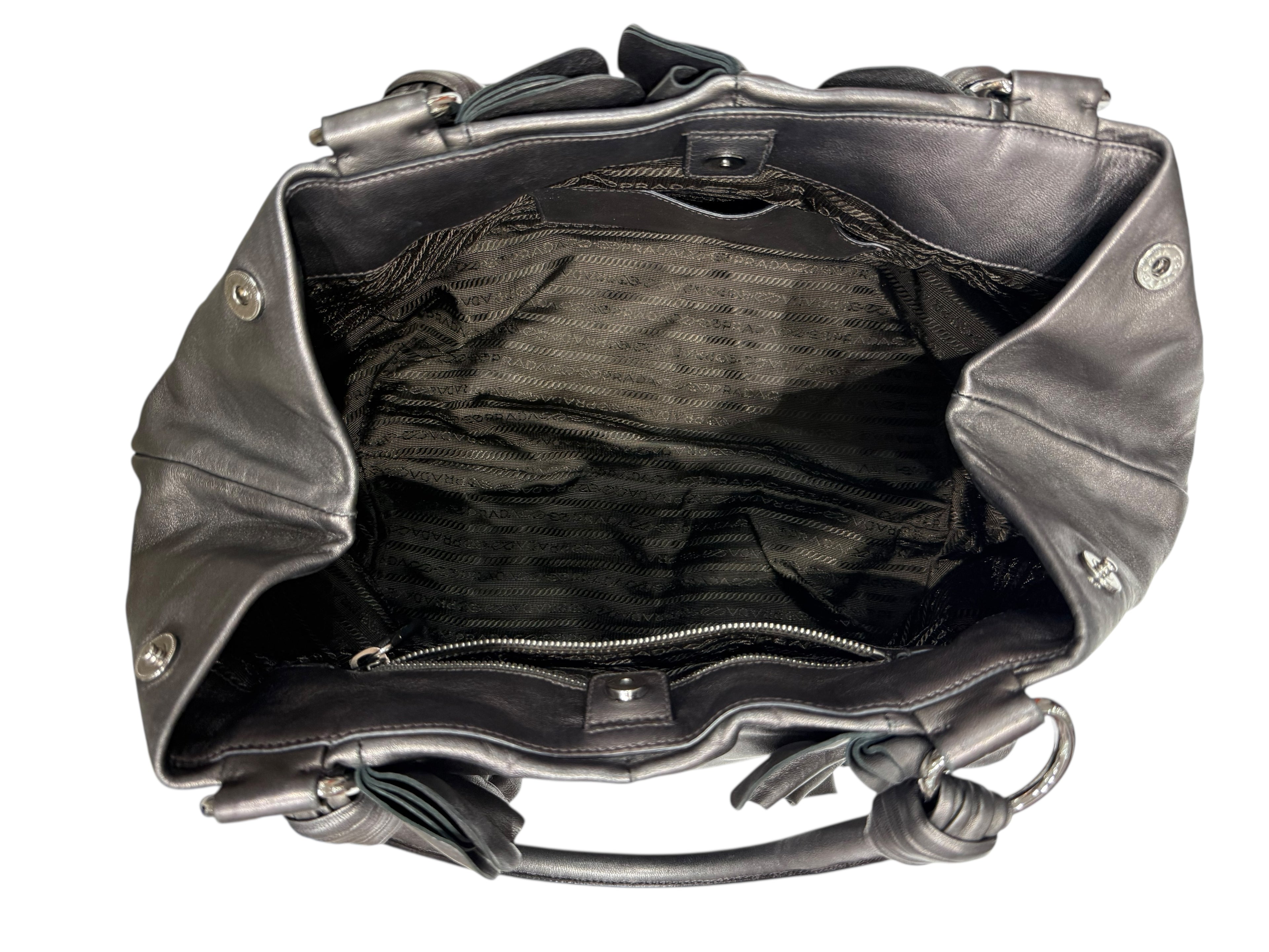 Prada - Sac cabas Canapa froncés gris métallisé