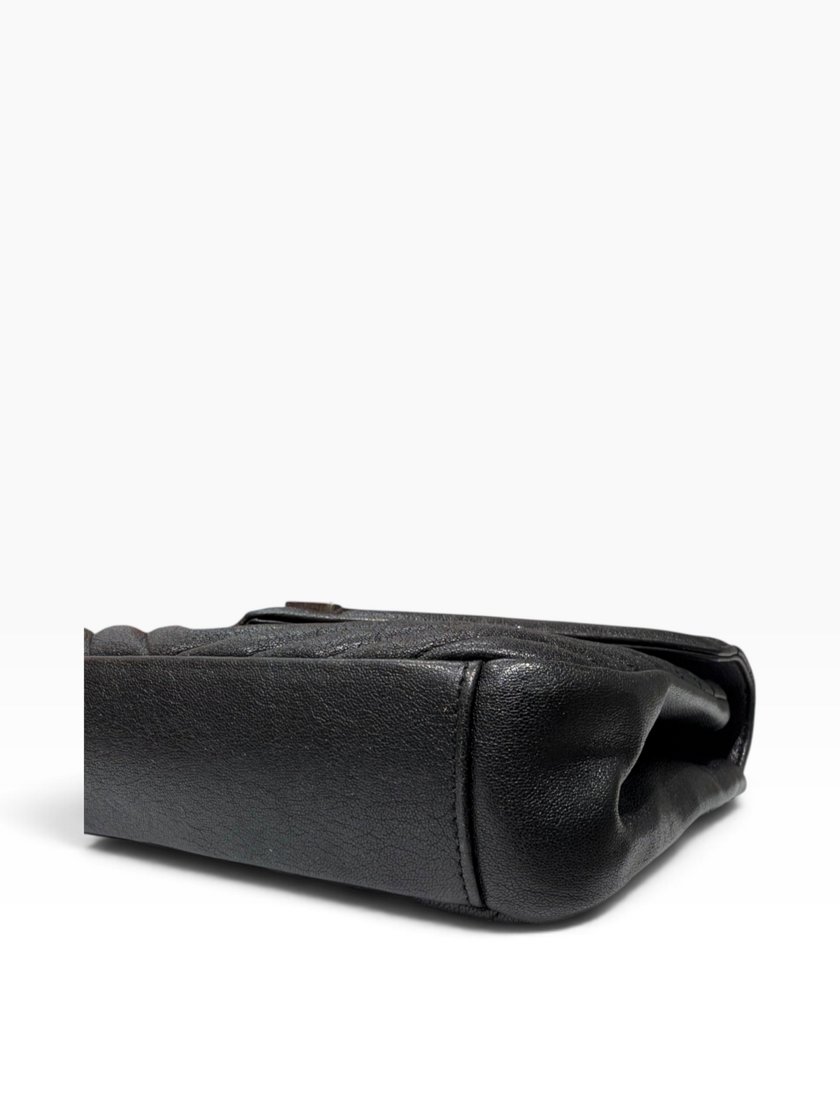 Yves Saint Laurent - Sac College MM cuir agneau et matelassage chevron noir
