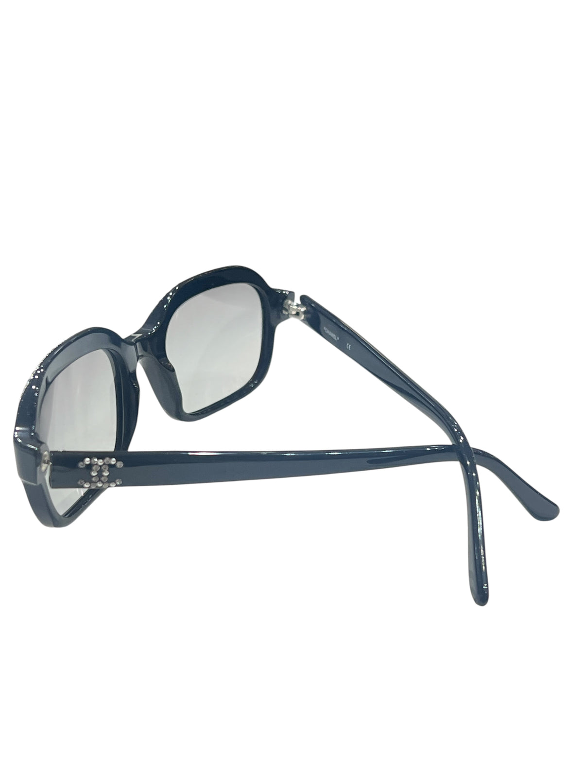 Chanel - Black rectangular sunglasses with rhinestones