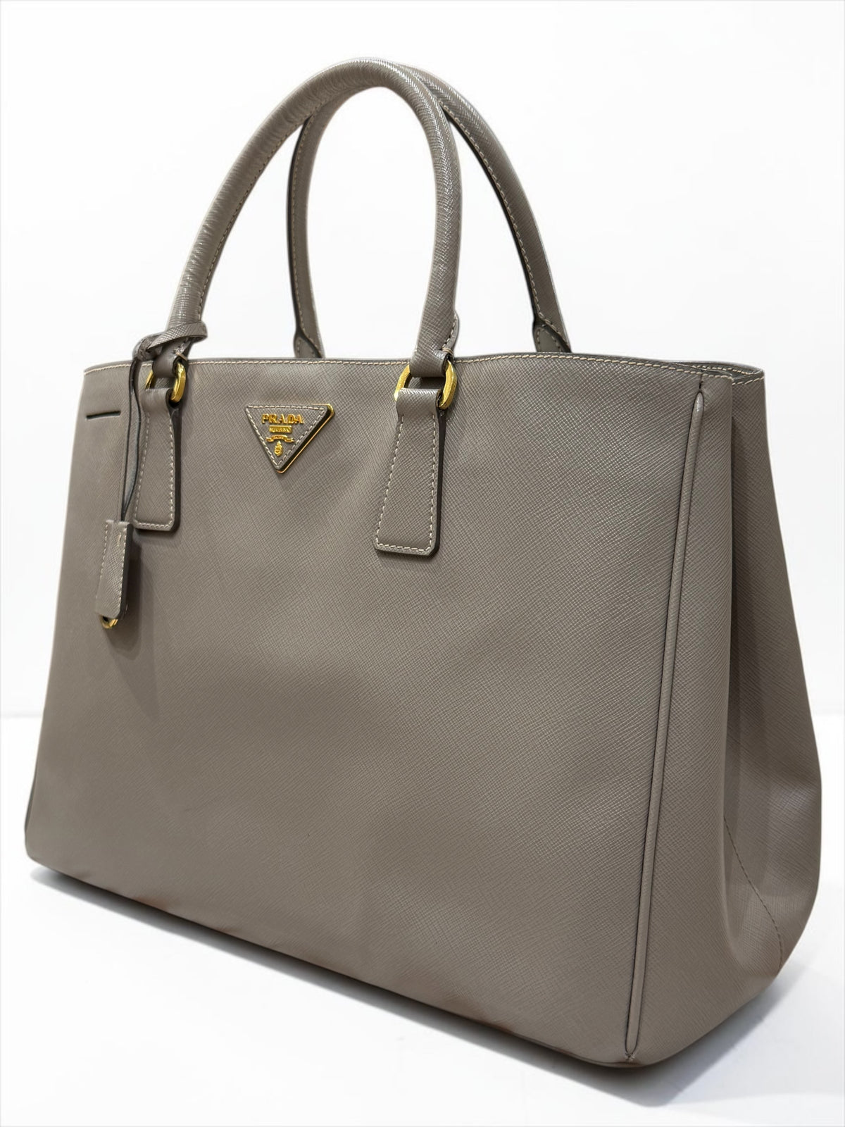 Prada - Borsa Galleria GM in pelle Saffiano grigio tortora
