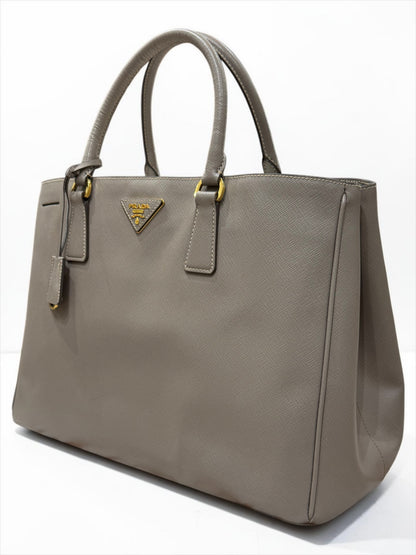 Prada - Borsa Galleria GM in pelle Saffiano grigio tortora