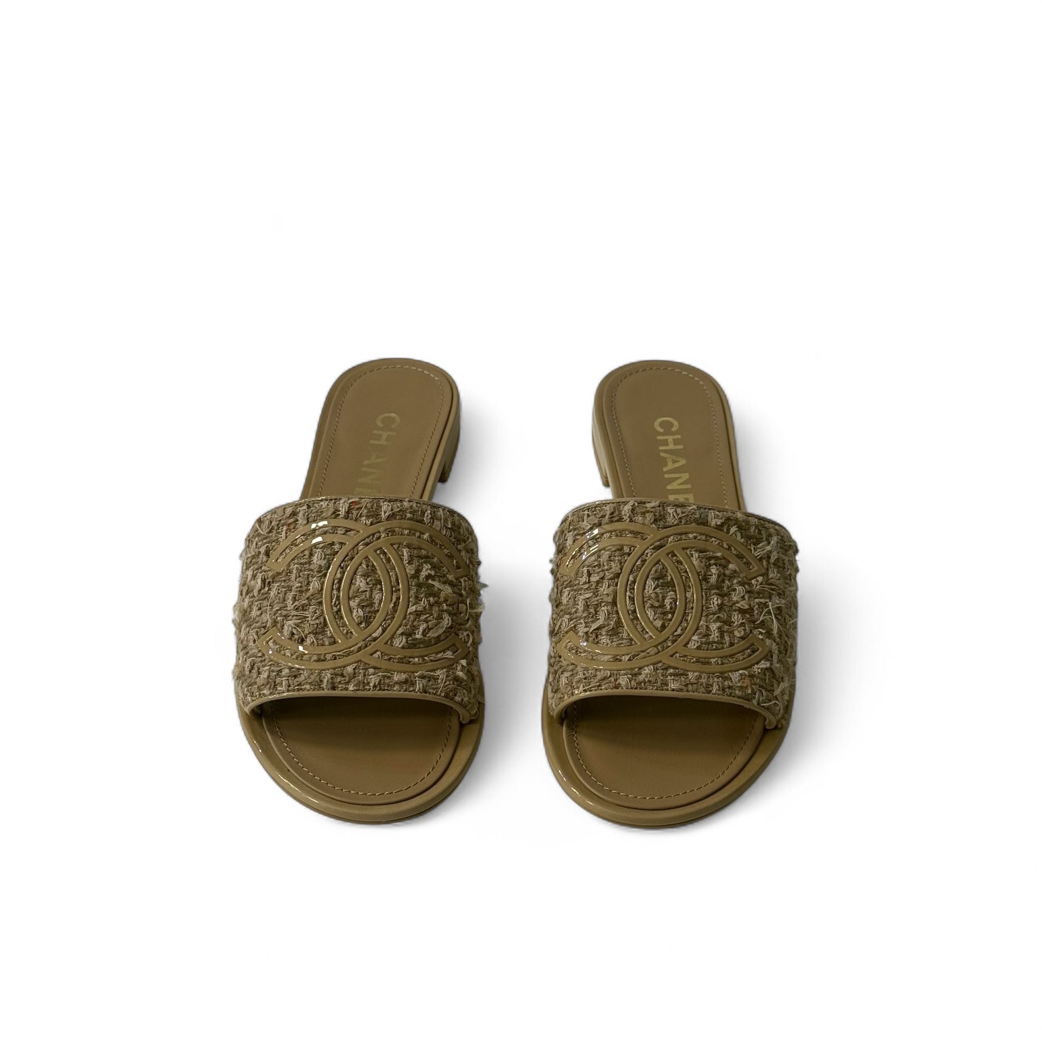 Chanel - Mules in tweed T.38