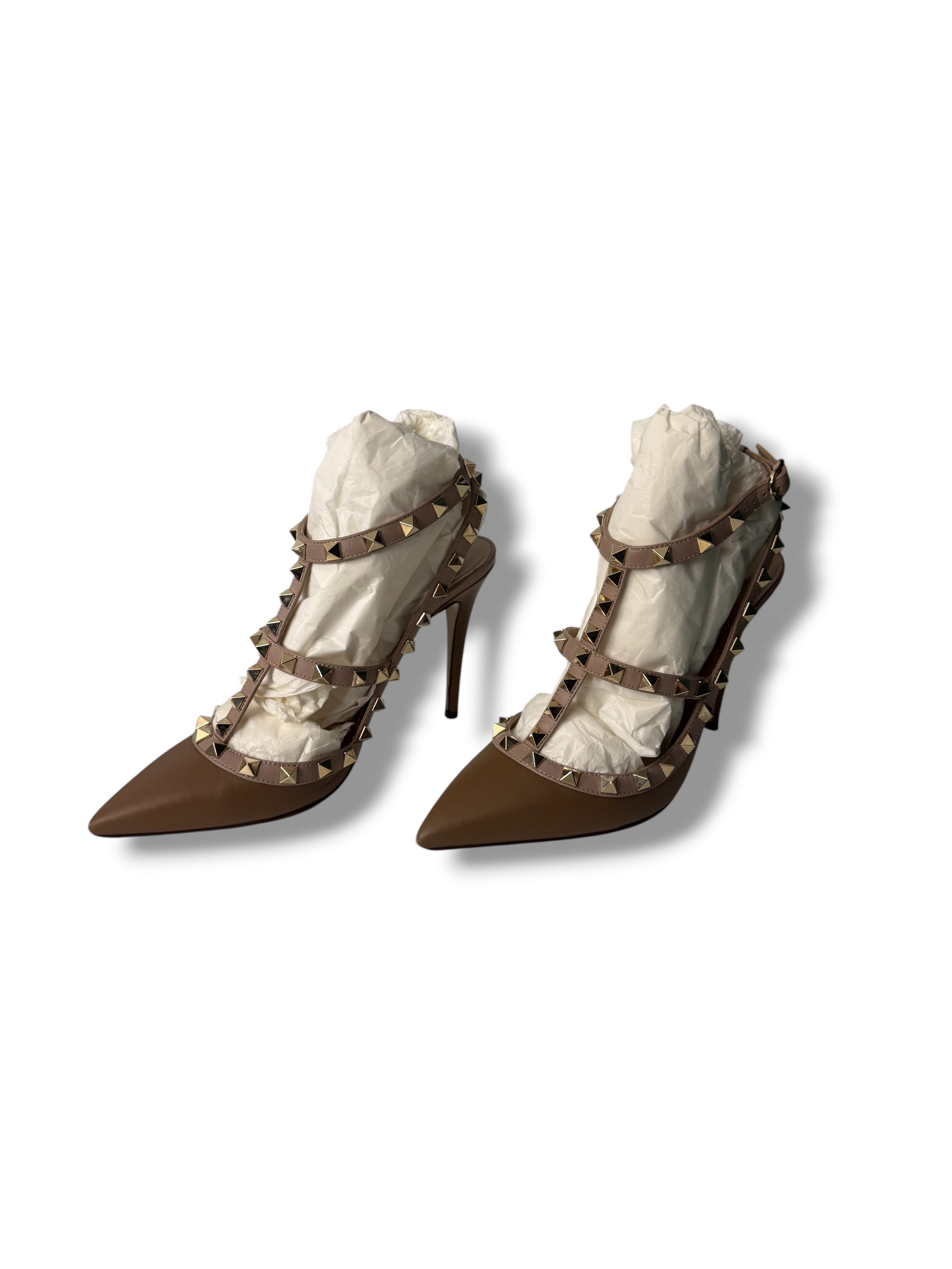 Valentino - Sandales Rockstud T36,5 Nocciola