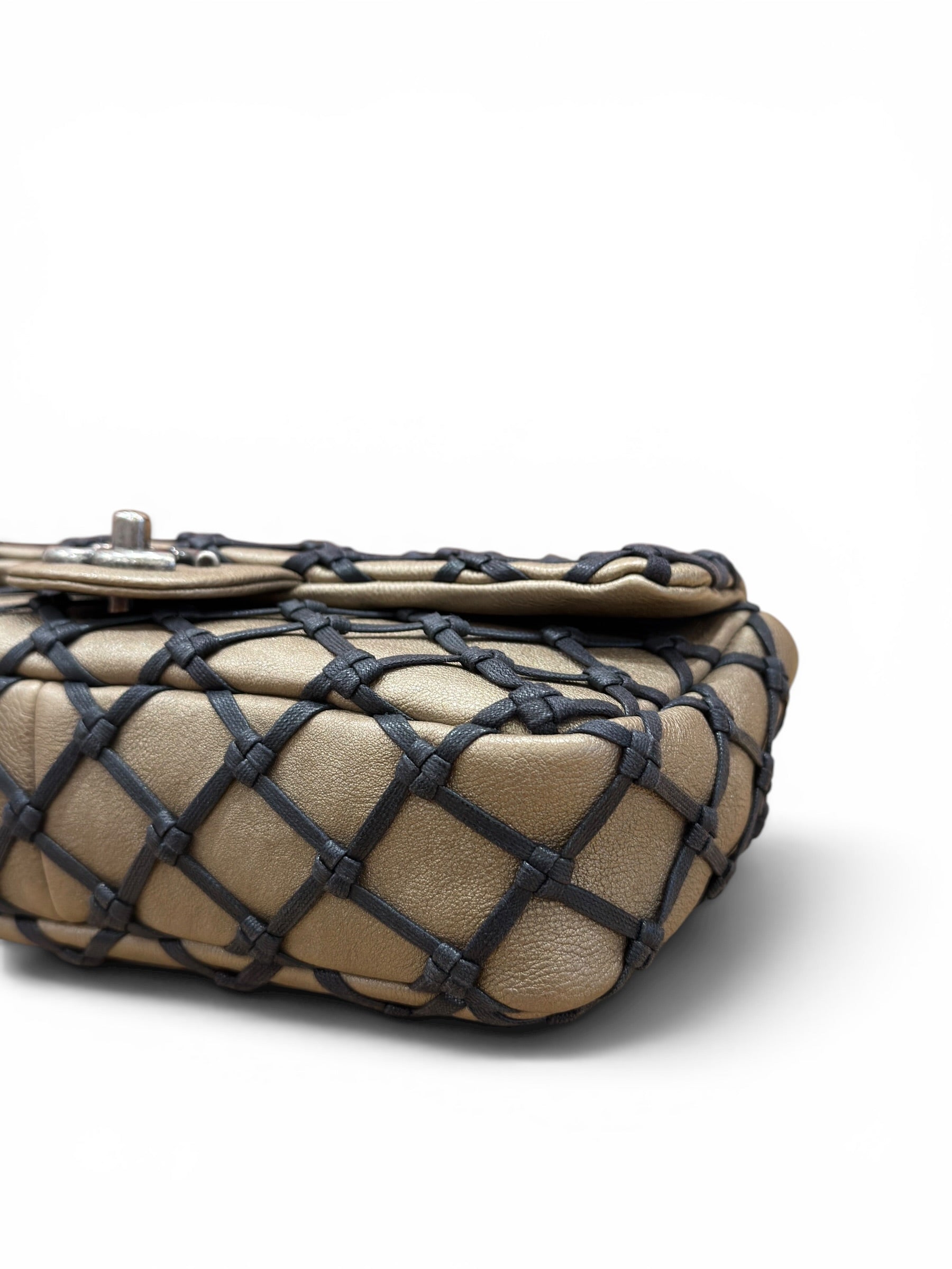 Chanel - Sac Timeless 25 édition limitée kaki et noir