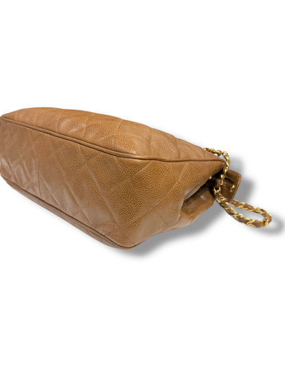 Chanel - Sac petit allongé mademoiselle vintage en cuir caviar camel