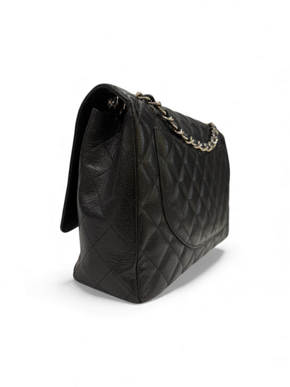 Chanel - Sac Maxi Jumbo simple rabat