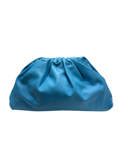 Bottega Veneta - Pouch en cuir d’agneau bleu